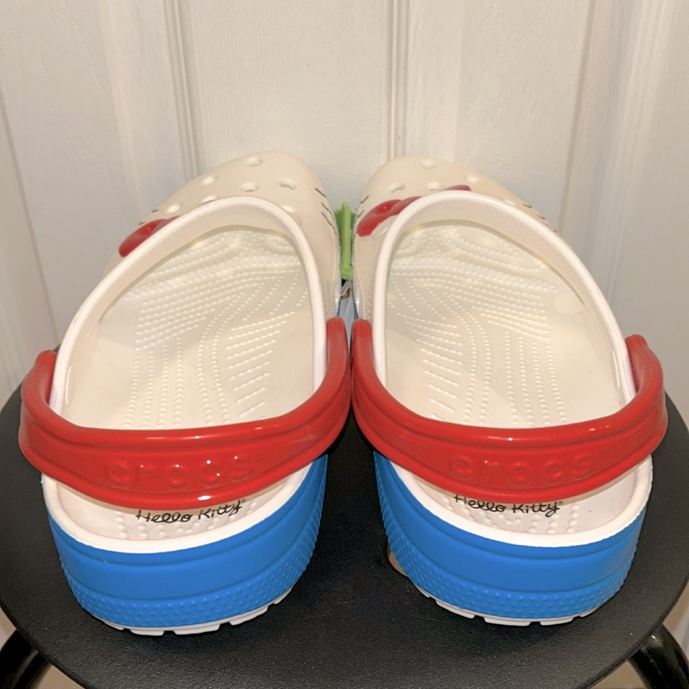 Hello Kitty Crocs Size 12 - Picture 5 of 6